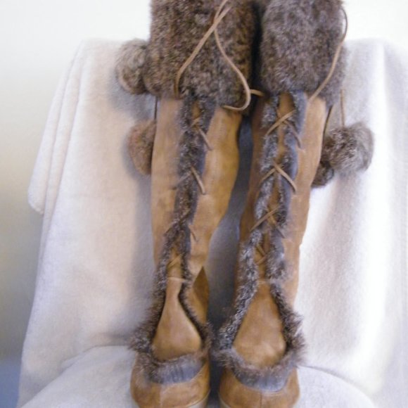 Coach Karita Suede and Rabbit Fur ' Real Fur ' Boots , Size US 5 1/2 - Picture 3 of 13